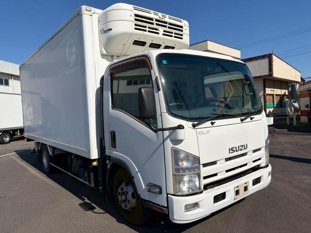 Isuzu ELF 2014